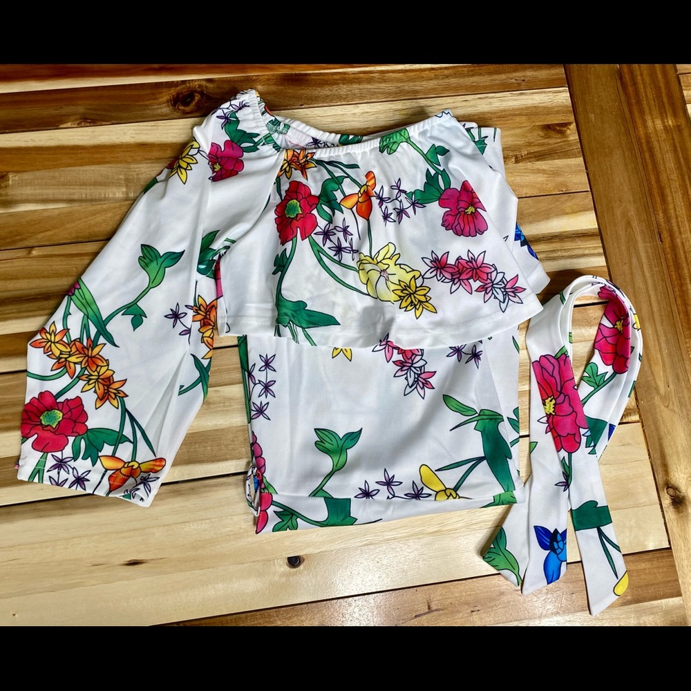 Cute Women’s Romper - Picture 2 of 2